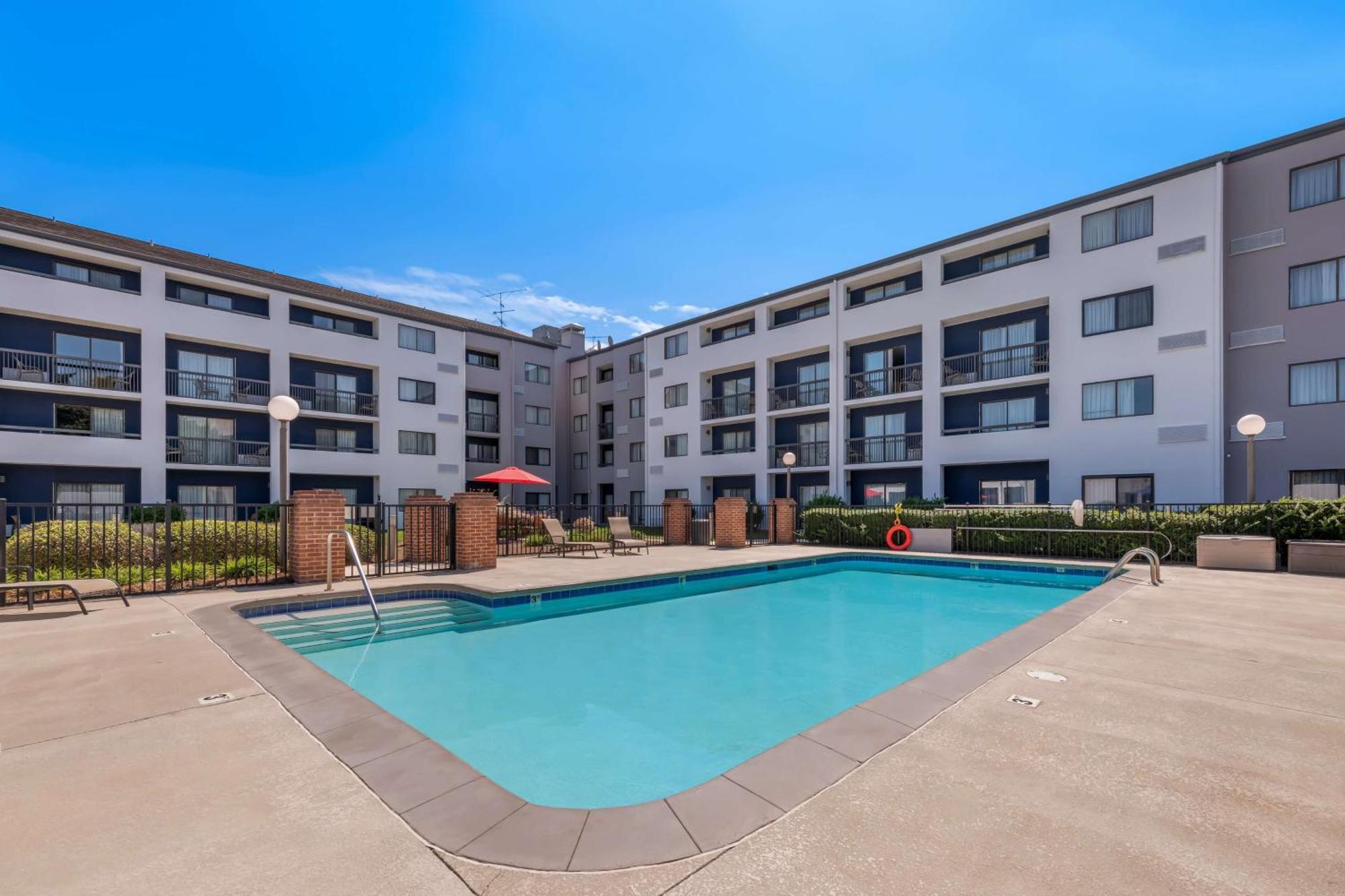 Sonesta Select Charlotte University Research Park エクステリア 写真